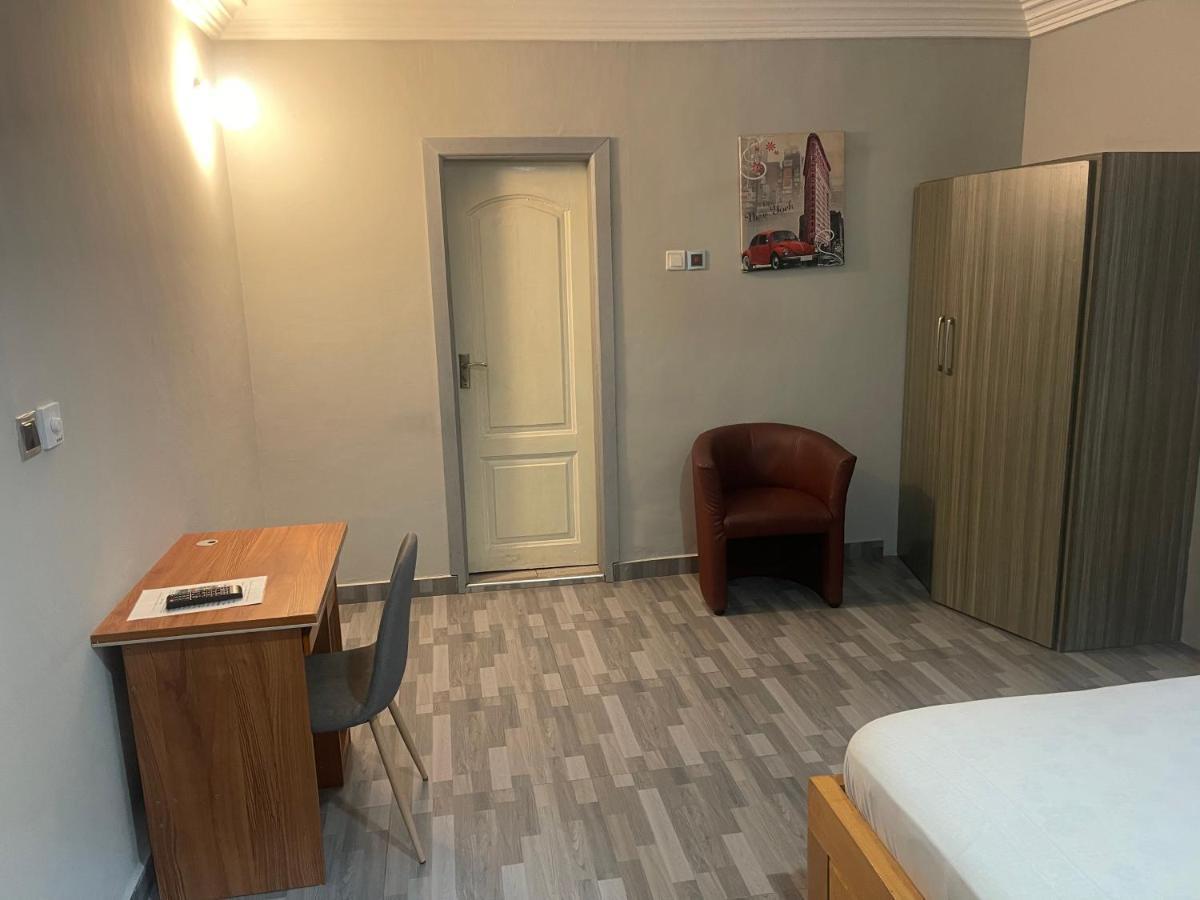 Bonsukoda Lodge Madina Екстер'єр фото