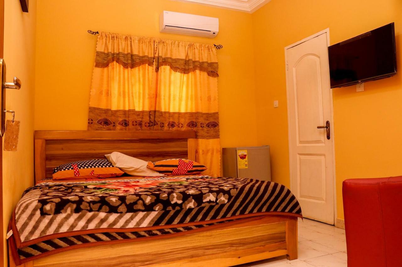 Bonsukoda Lodge Madina Екстер'єр фото