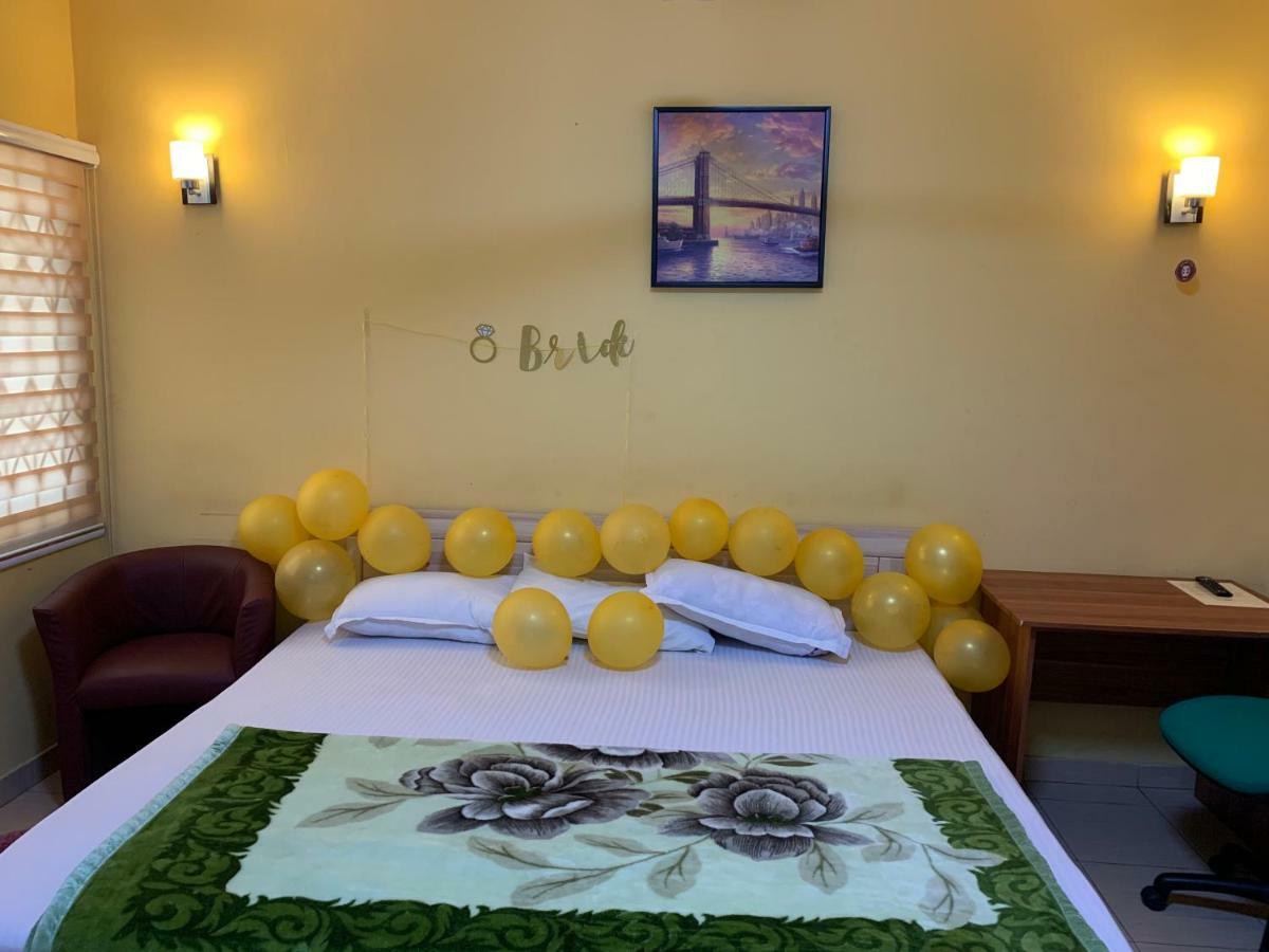 Bonsukoda Lodge Madina Екстер'єр фото