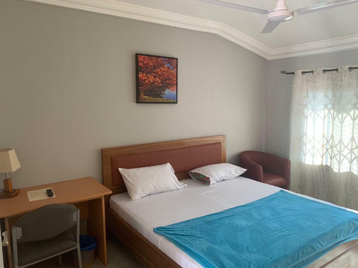Bonsukoda Lodge Madina Екстер'єр фото